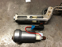 Load image into Gallery viewer, Walbro 450LPH Fuel Pump Kit (1994-1997 Mustang)