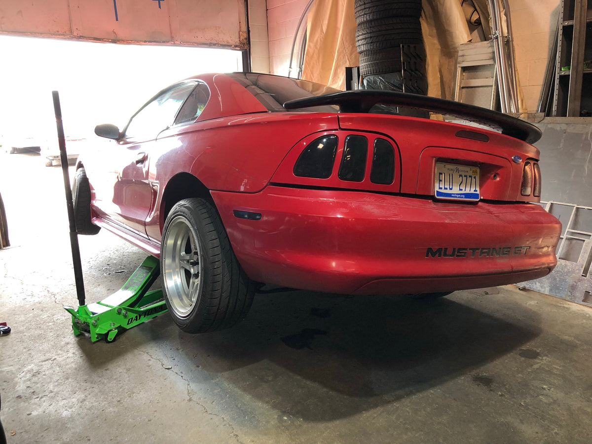 SN95 / New Edge Mustang Jack Rails – Detroit Drifting Co